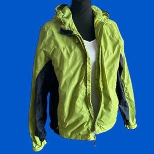 💚 ST. JOHNS BAY! LIKE NEW! GREEN & NAVY ADJUSTABLE WINDBREAKER JACKET! LIKE NEW!